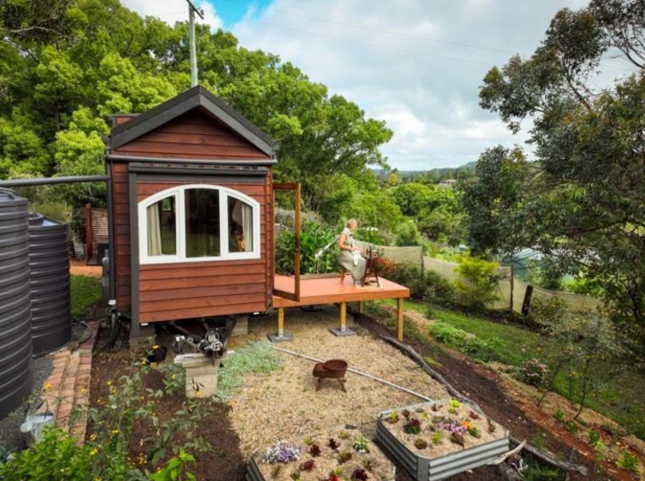 From ,000 to a Dream: How One Woman Built a Stunning Tiny House