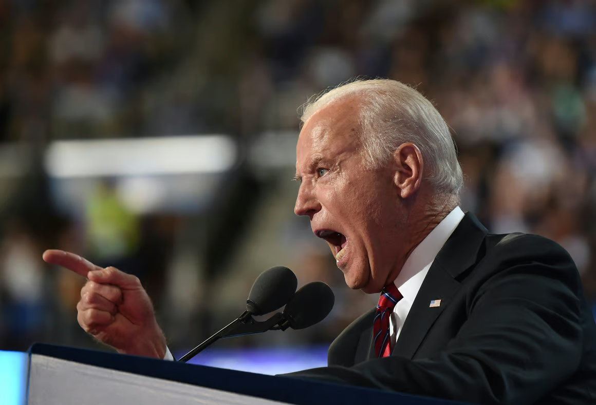 Chaos at Biden Event: Staffers Allegedly Restrict Press Questions as President’s Behavior Sparks Reaction